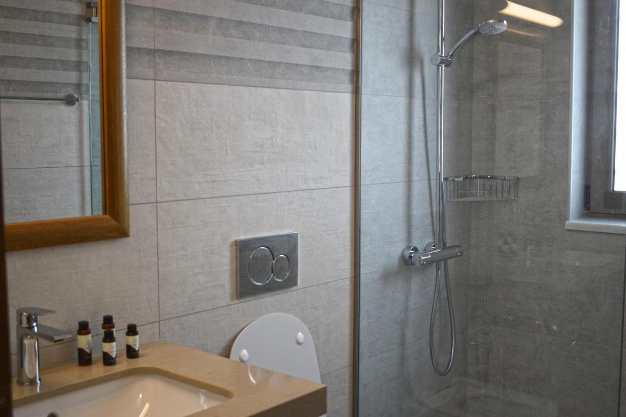 Four Seasons Homes Sztalósz Kültér fotó