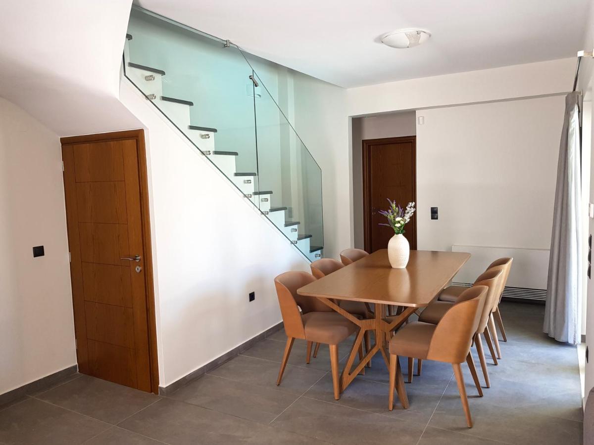 Four Seasons Homes Sztalósz Kültér fotó